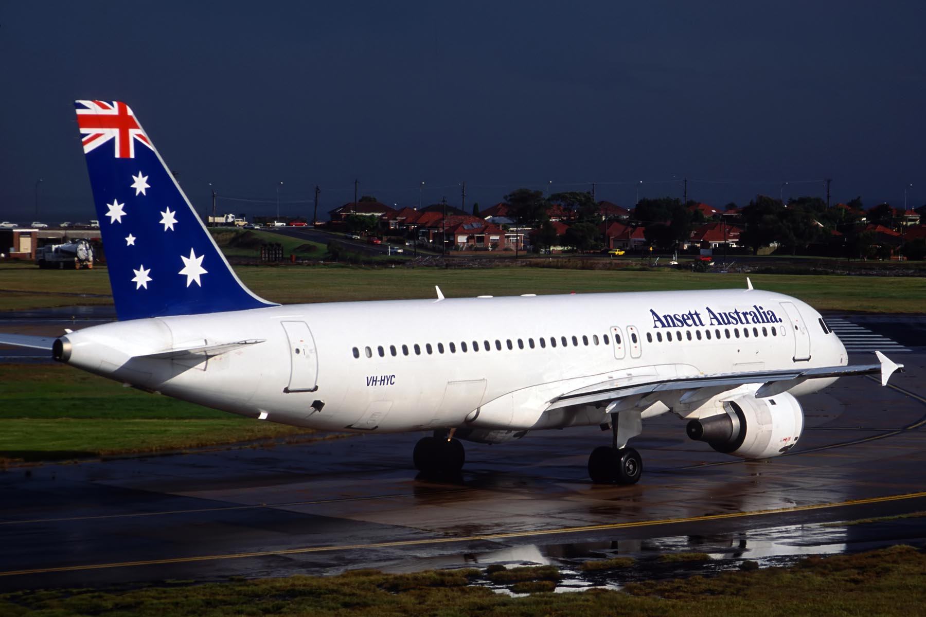 ANSETT AUSTRALIA A320 SYD RF F.jpg