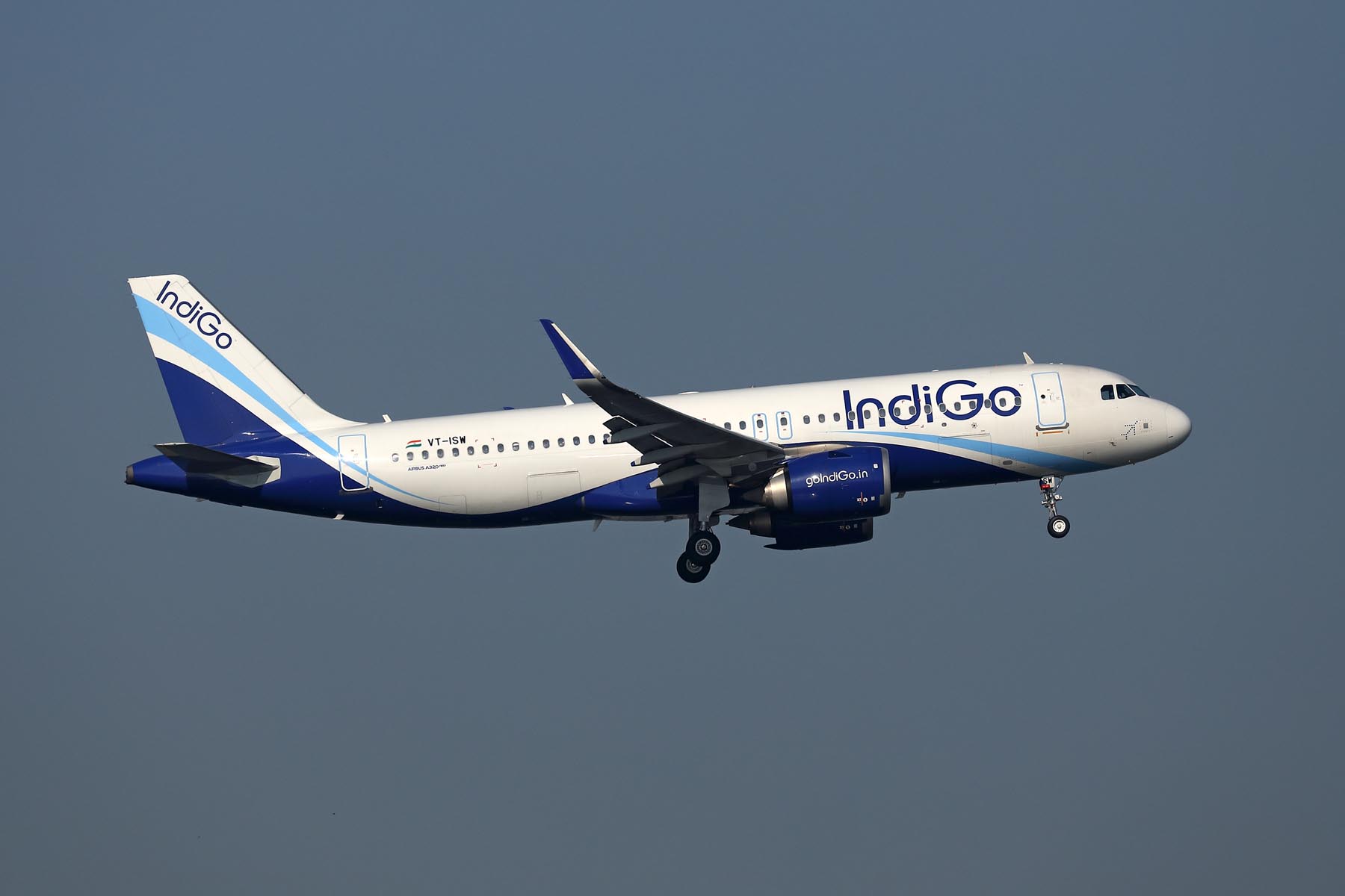 INDIGO AIRBUS A320 NEO BKK RF 002A5981.jpg