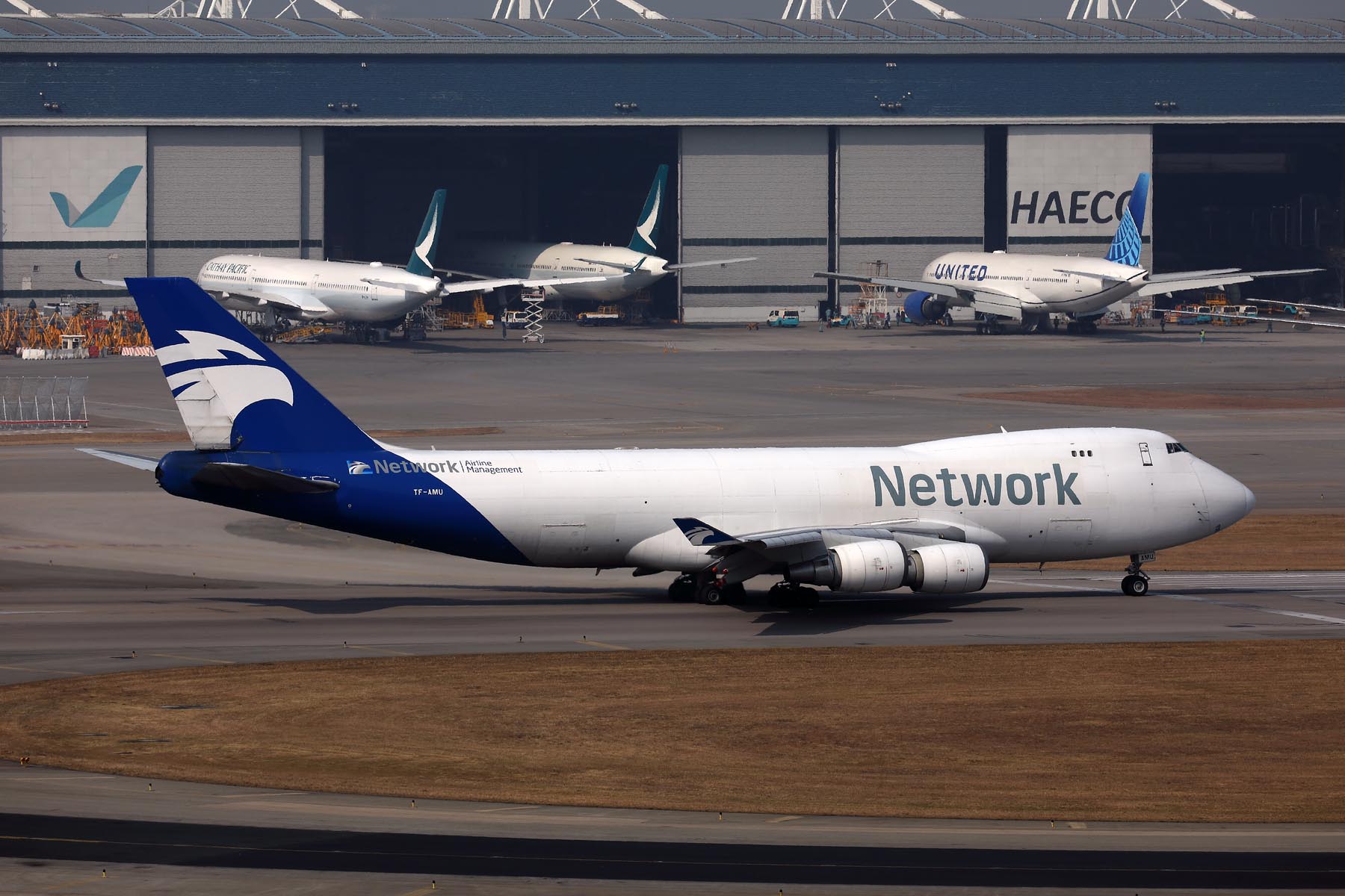 NETWORK BOEING 747 400F HKG RF 002A5701.jpg