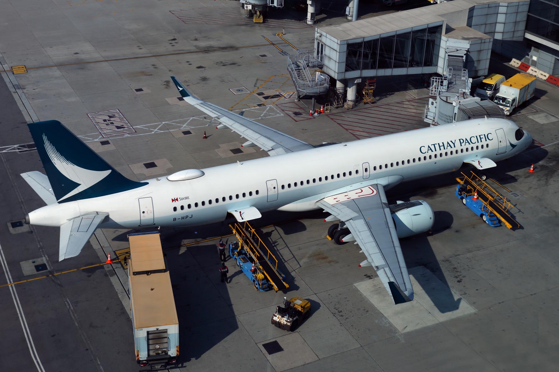 CATHAY PACIFIC AIRBUS A321 NEO HKG RF 5K5A0578.jpg