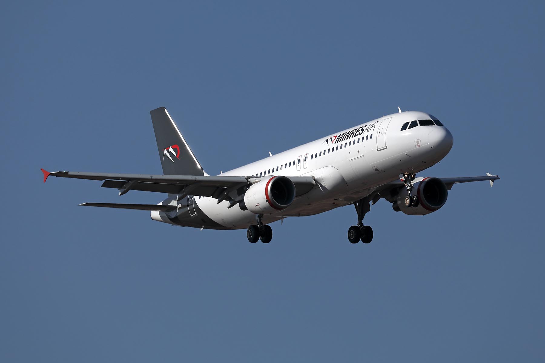 MINRESAIR AIRBUS A320 MEL RF 002A6657.jpg