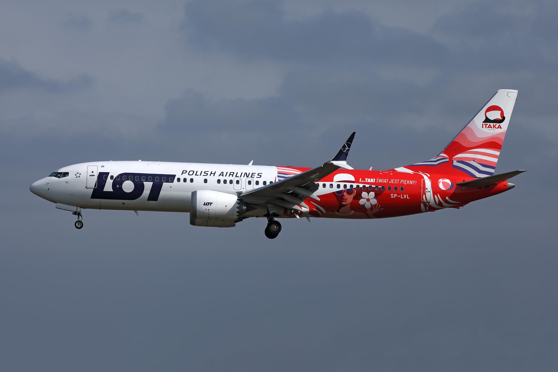LOT BOEING 737 MAX 8 RU RF 002A7013.jpg