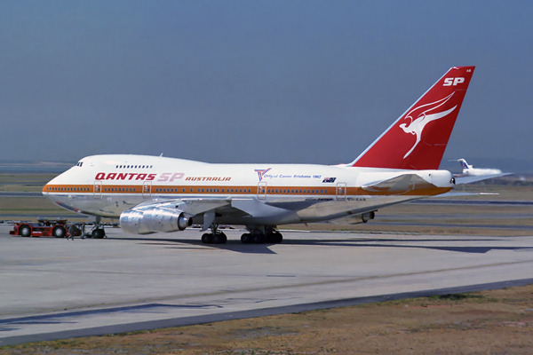 QANTAS BOEING 747SP SYD RF 048 23 .jpg