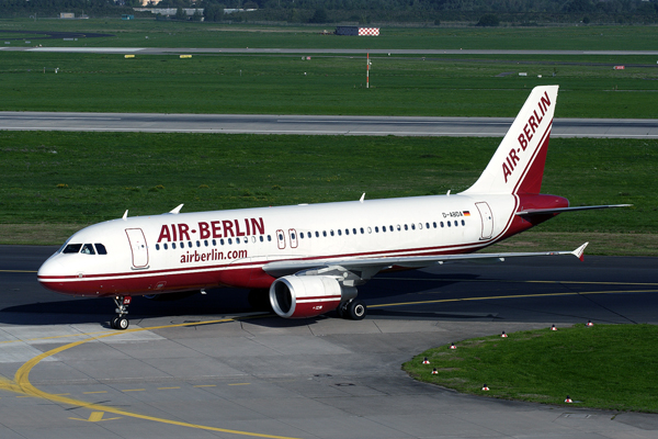 AIR BERLIN AIRBUS A320 DUS RF IMG_6668.jpg