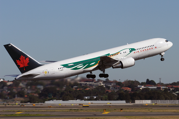 AIR CANADA BOEING 767 300 SYD .jpg