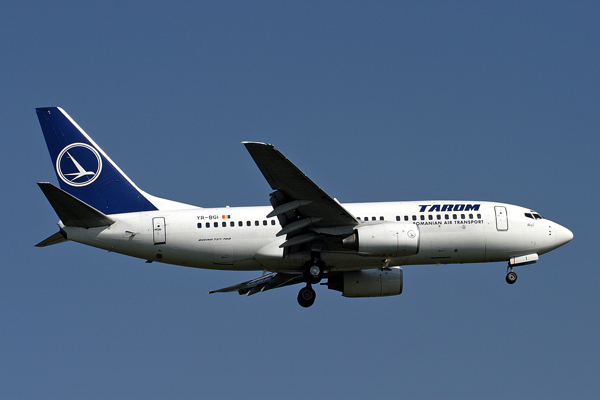 TAROM BOEING 737 700 LHR RF IMG_7019.jpg