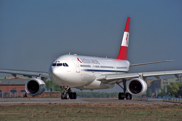 AUSTRIAN AIRBUS A330 200 BJS RF 1419 33