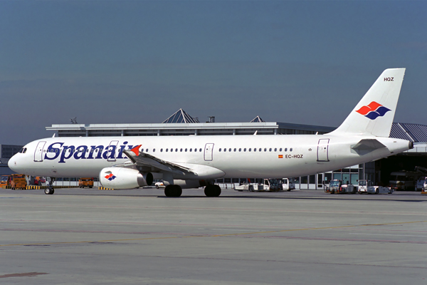 SPANAIR AIRBUS A321 MUC RF 1554 32