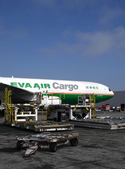 EVA AIR CARGO MD11F LAX RF 0751.jpg