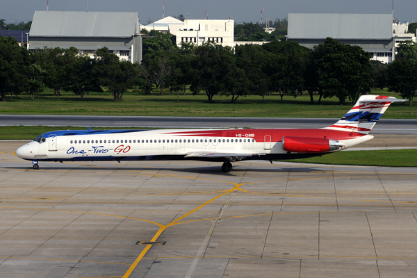 ONE TWO GO MD80 BKK RF IMG_2647 .jpg