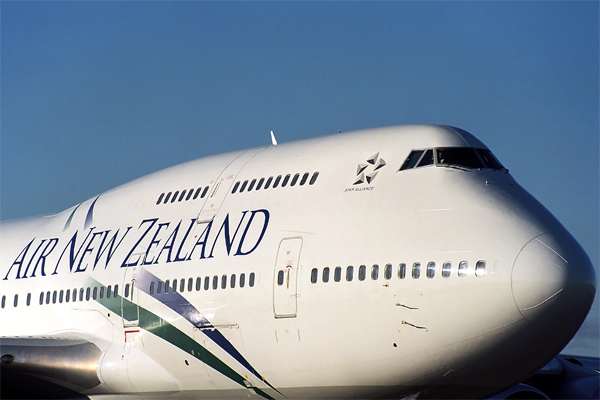 AIR NEW ZEALAND BOEING 747 400 RF 1409 17.jpg