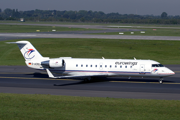 EUROWINGS CANADAIR CRJ DUS RF IMG_2215.jpg