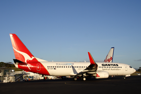 QANTAS BOEING 737 800 HBA RF IMG_3343.jpg