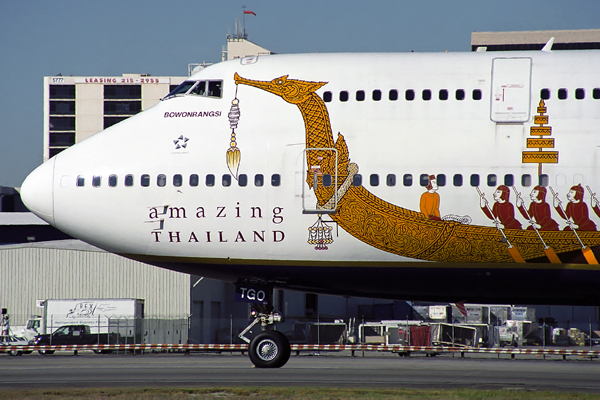 THAI BOEING 747 400 LAX RF 1507 30.jpg