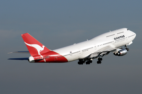 QANTAS BOEING 747 300 SYD RF IMG_9732.jpg