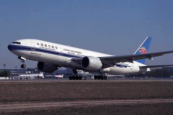 CHINA SOUTHERN BOEING 777 200 BJS RF 1420 8.jpg