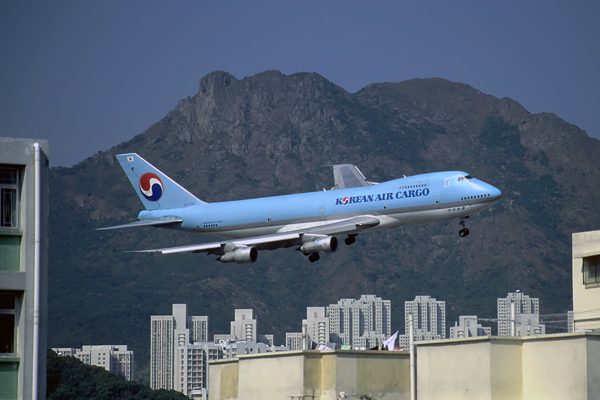 KOREAN AIR CARGO BOEING 747F HKG RF V50 2.jpg