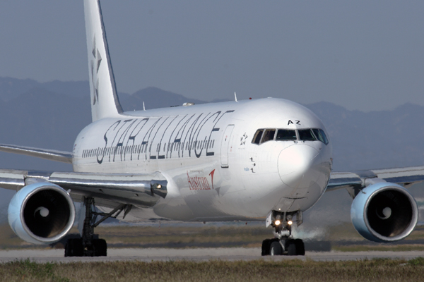 AUSTRIAN BOEING 767 300 BJS RF IMG_4292.jpg