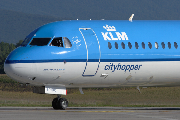 KLM CITY HOPPER FOKKER 100 GVA RF IMG_3088.jpg