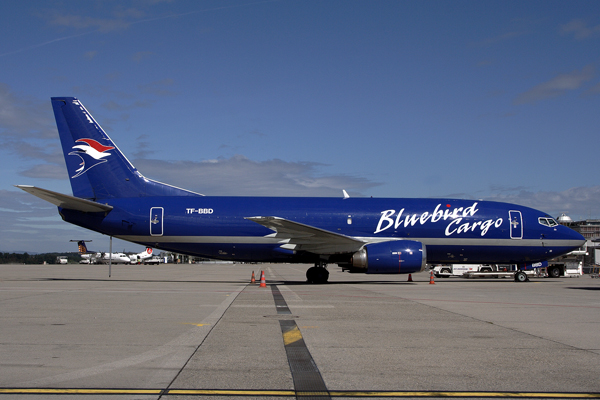 BLUEBIRD CARGO BOEING 737 300F GVA RF IMG_2806.jpg
