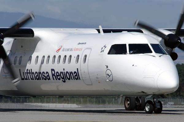 LUFTHANSA REGIONAL DASH 8 300 GVA RF IMG_3287.jpg