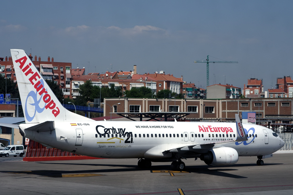 AIR EUROPA BOEING 737 800 MAD RF IMG 2405.jpg