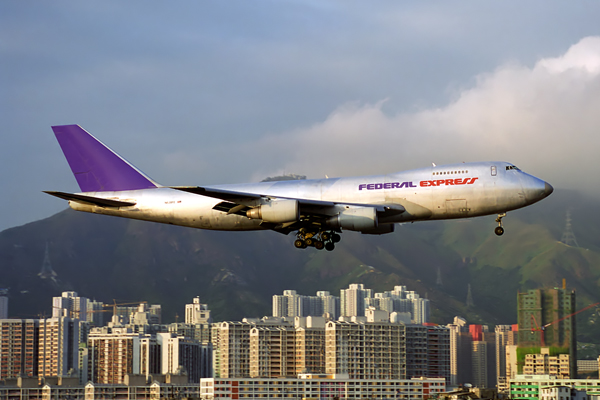 FEDERAL EXPRESS BOEING 747F HKG RF 969 30 N.jpg