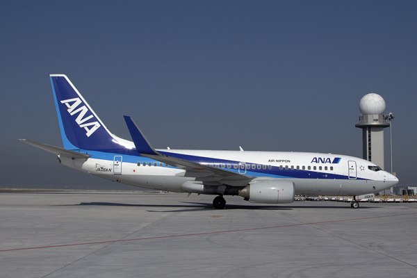 ANA AIR NIPPON BOEING 737 700 NGO RF IMG_4944.jpg