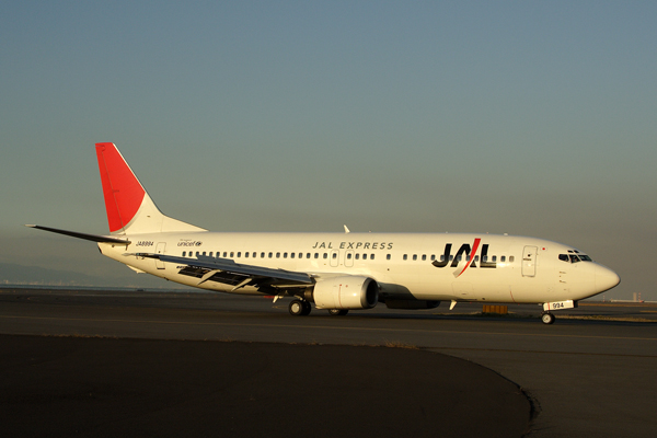 JAL EXPRESS BOEING 737 400 KIX RF IMG_4863.jpg