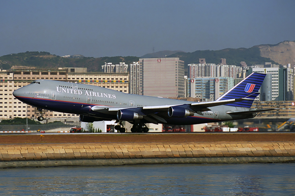 UNITED BOEING 747 400 HKG RF 993 19.jpg