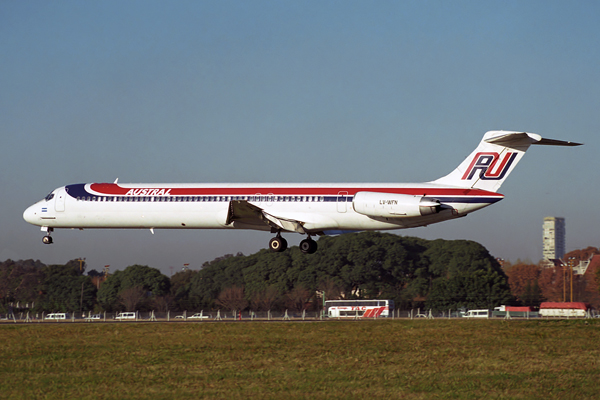 AUSTRAL MD80 AEP RF 1369 27.jpg