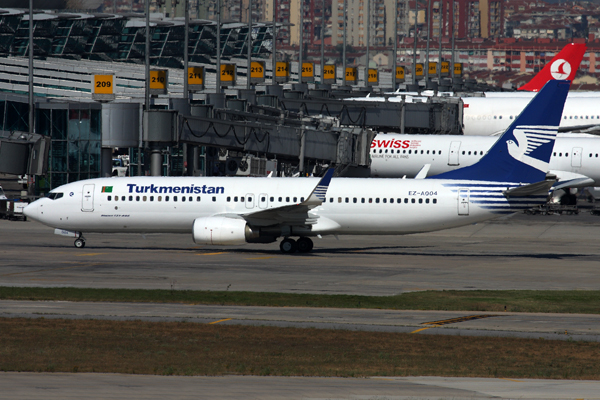 TURKMENISTAN BOEING 737 800 IST RF IMG_5004.jpg