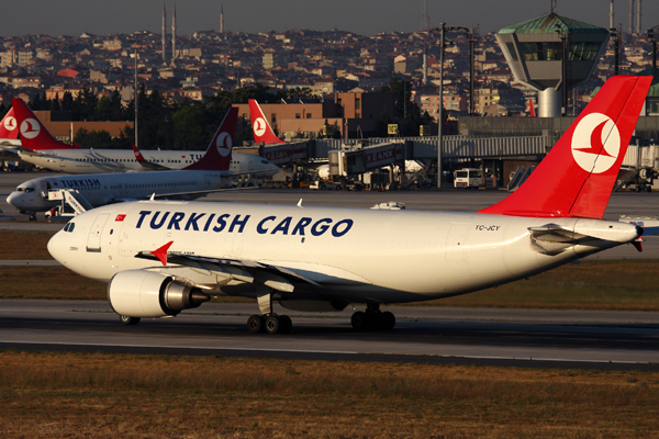 TURKISH CARGO AIRBUS A310 300F IST RF IMG_5170.jpg