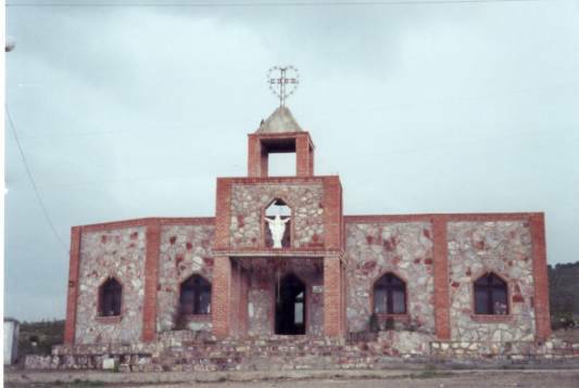 #38 Mexico Church March 2004.jpg