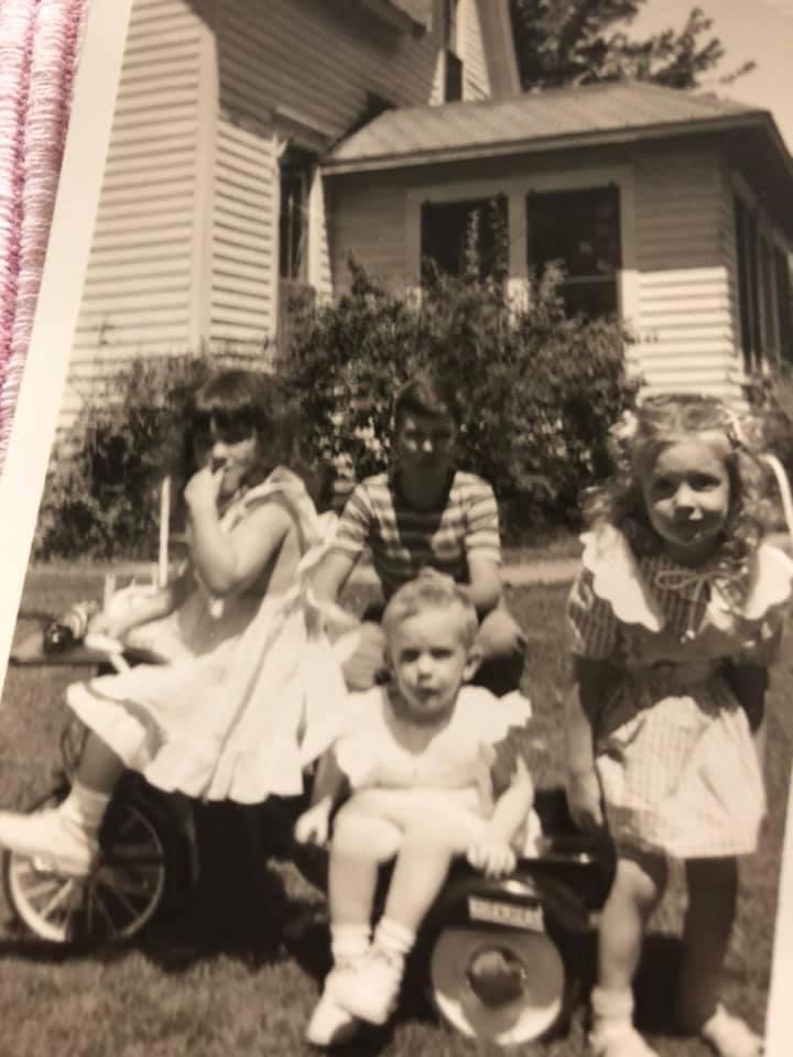 dad-kids-40s.jpg