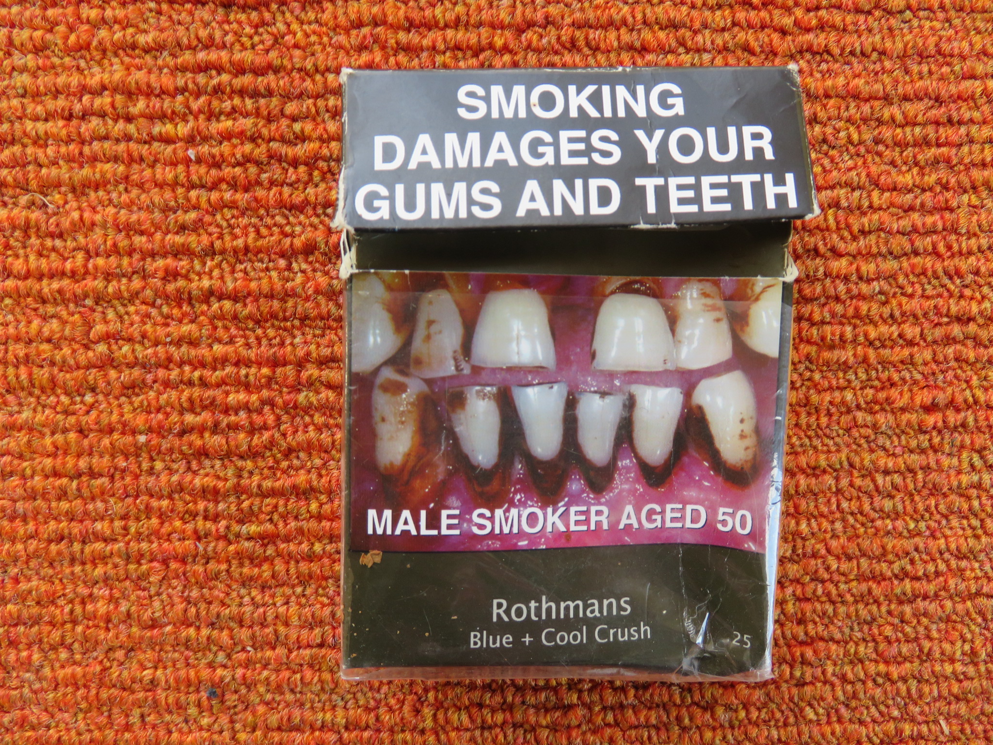 Australian Rothmans cigarette packet