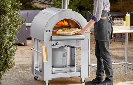 Why Conveyor Ovens Are the Secret Weapon for Perfectly Baked Pizza Every Time