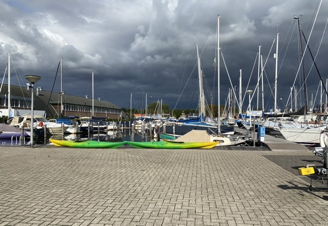 Haven west, KWV De Kaag