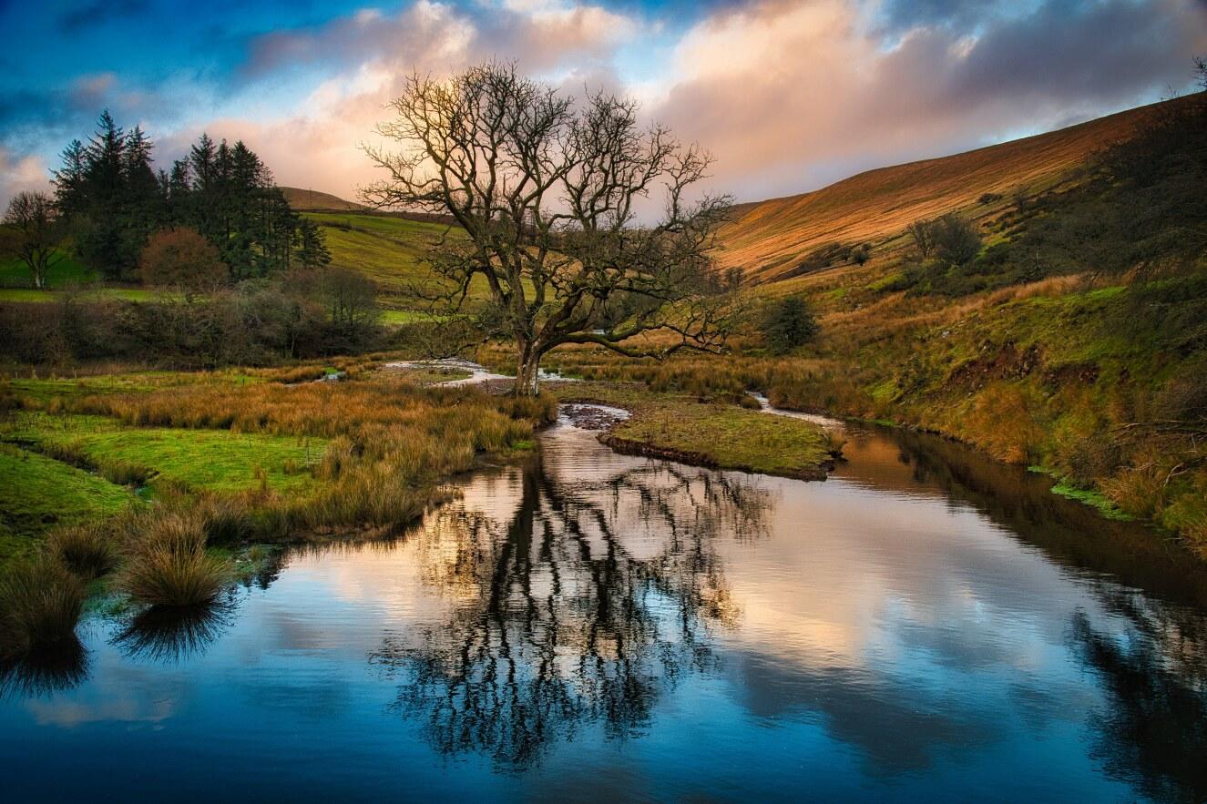 Nant Crew reflections.