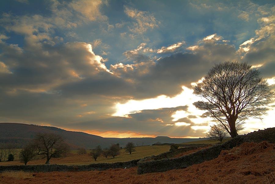 Llanwonno mountain, towards the setting sun