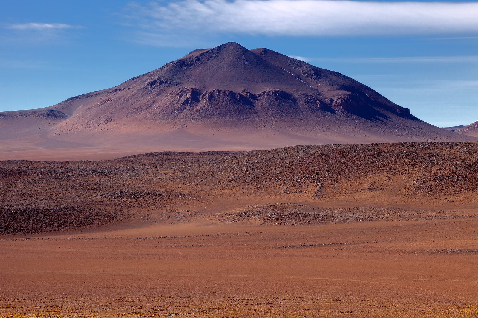 Desert Ladies Valley: Volcano