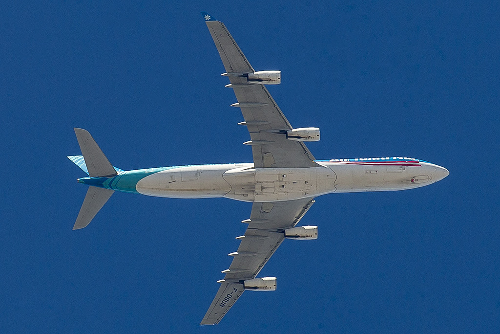 Air Tahiti Nui Airbus A340-313 Moorea F-OSUN