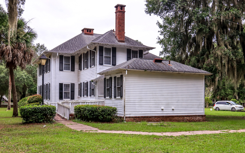 Back of the Benezet Dormitory (1905) in the Penn Center National Historic Landmark District