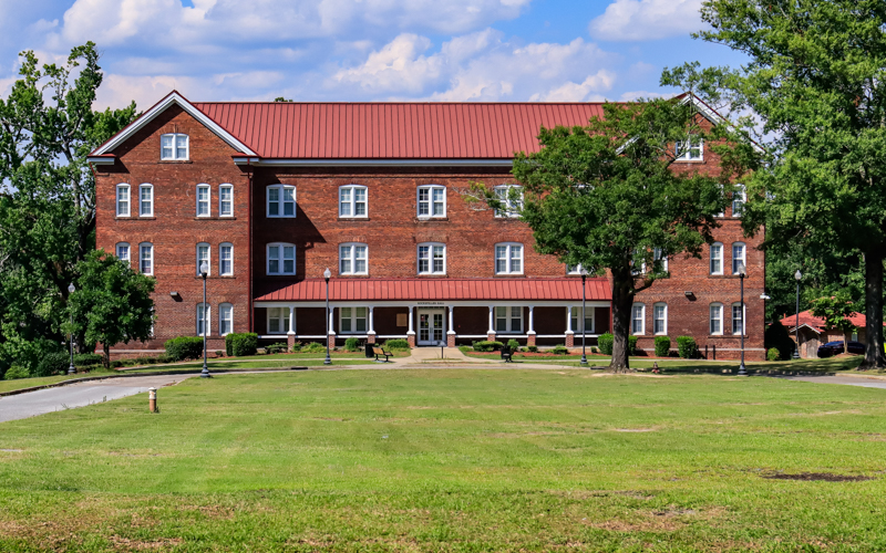 Rockefeller Hall (1903), mens dormitory and library in Tuskegee Institute NHS