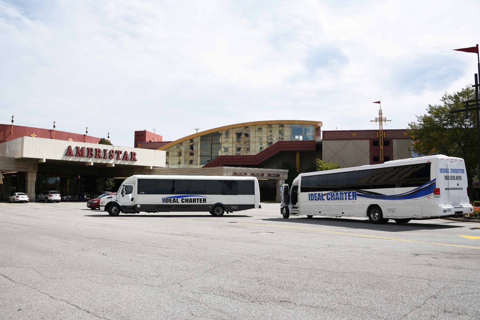 09 - Thursday Morning - Sept 27th - the busses arrive!