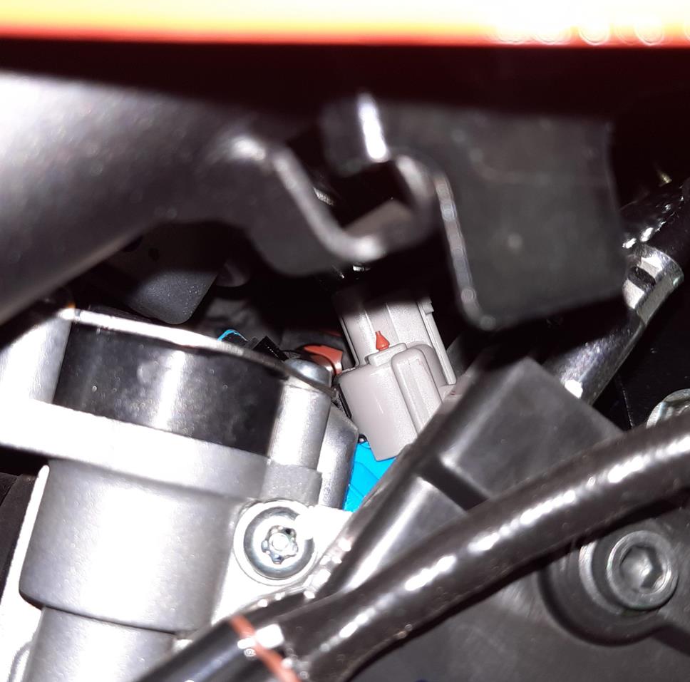 KLR650 EFI Connector at Injector