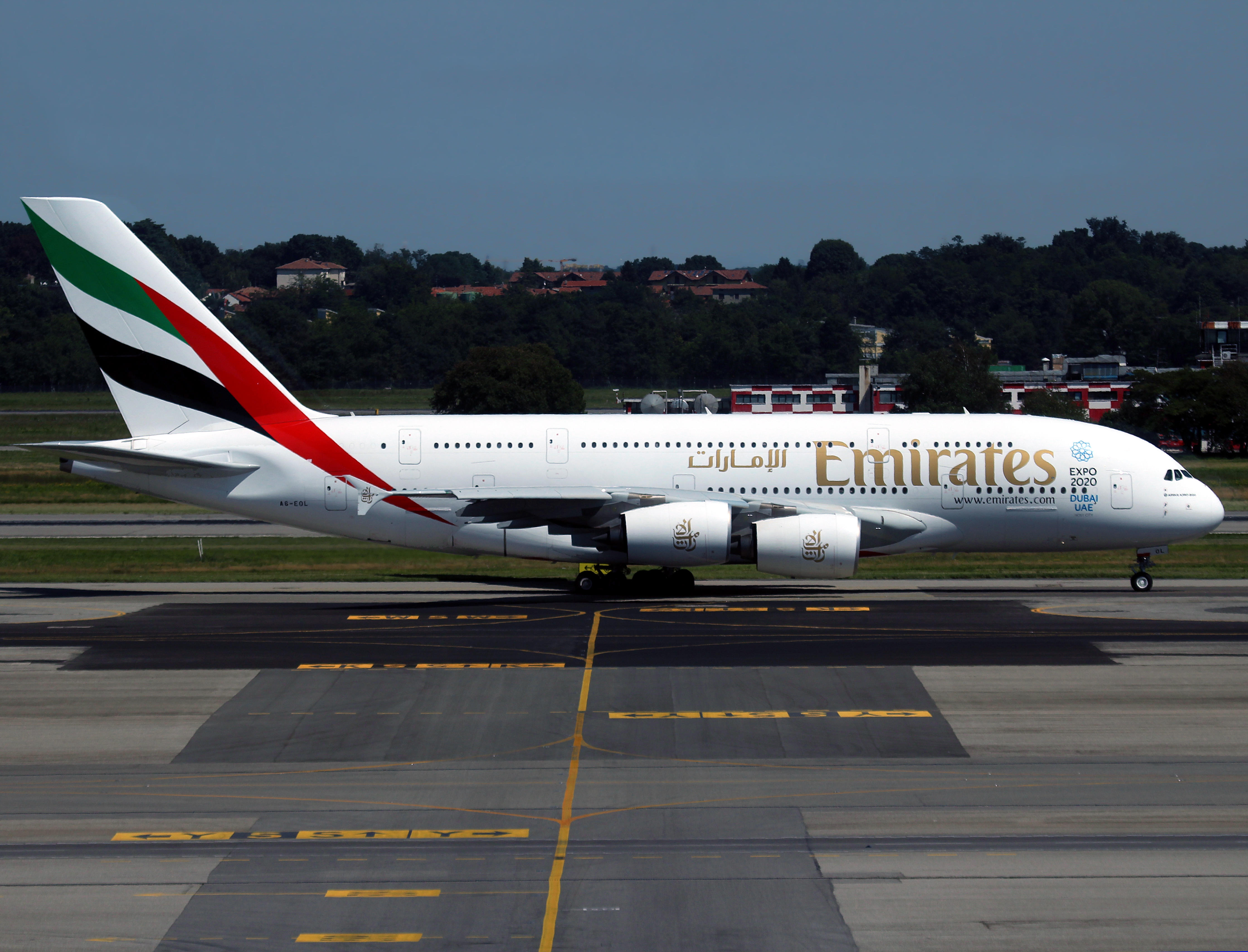A380 A6-EOL