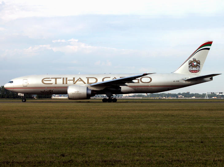 B777-200F A6-DDB 