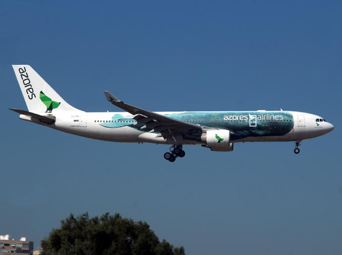 A330-200 CS-TRY 