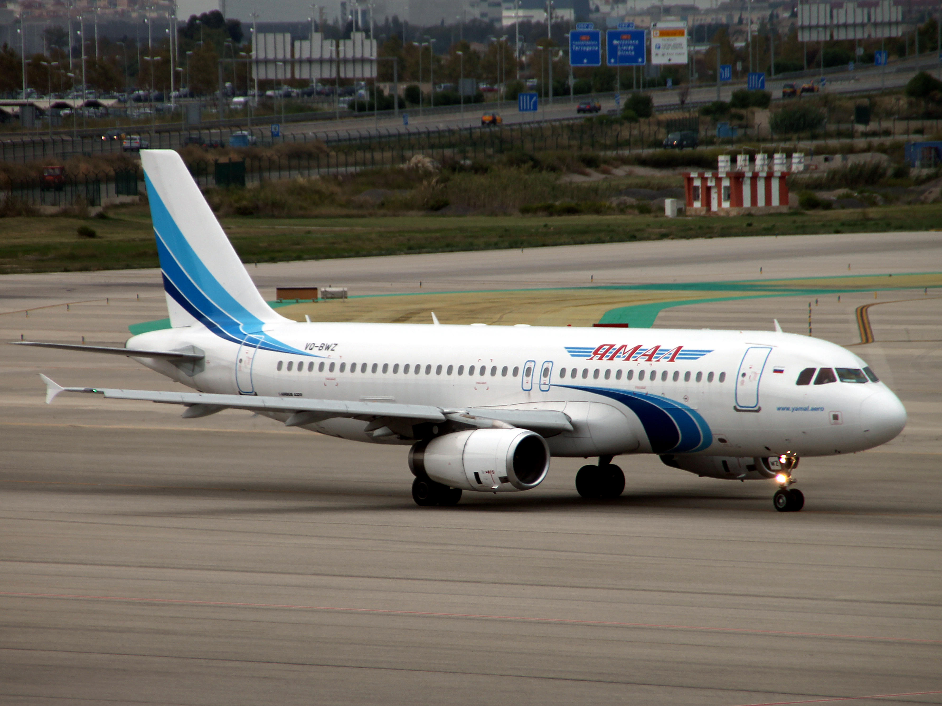 A320 VQ-BWZ 